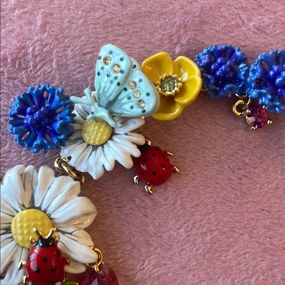 LES NEREIDES Blue and Yellow Floral Necklace with Crocheted Flowers - Picture 5 of 8